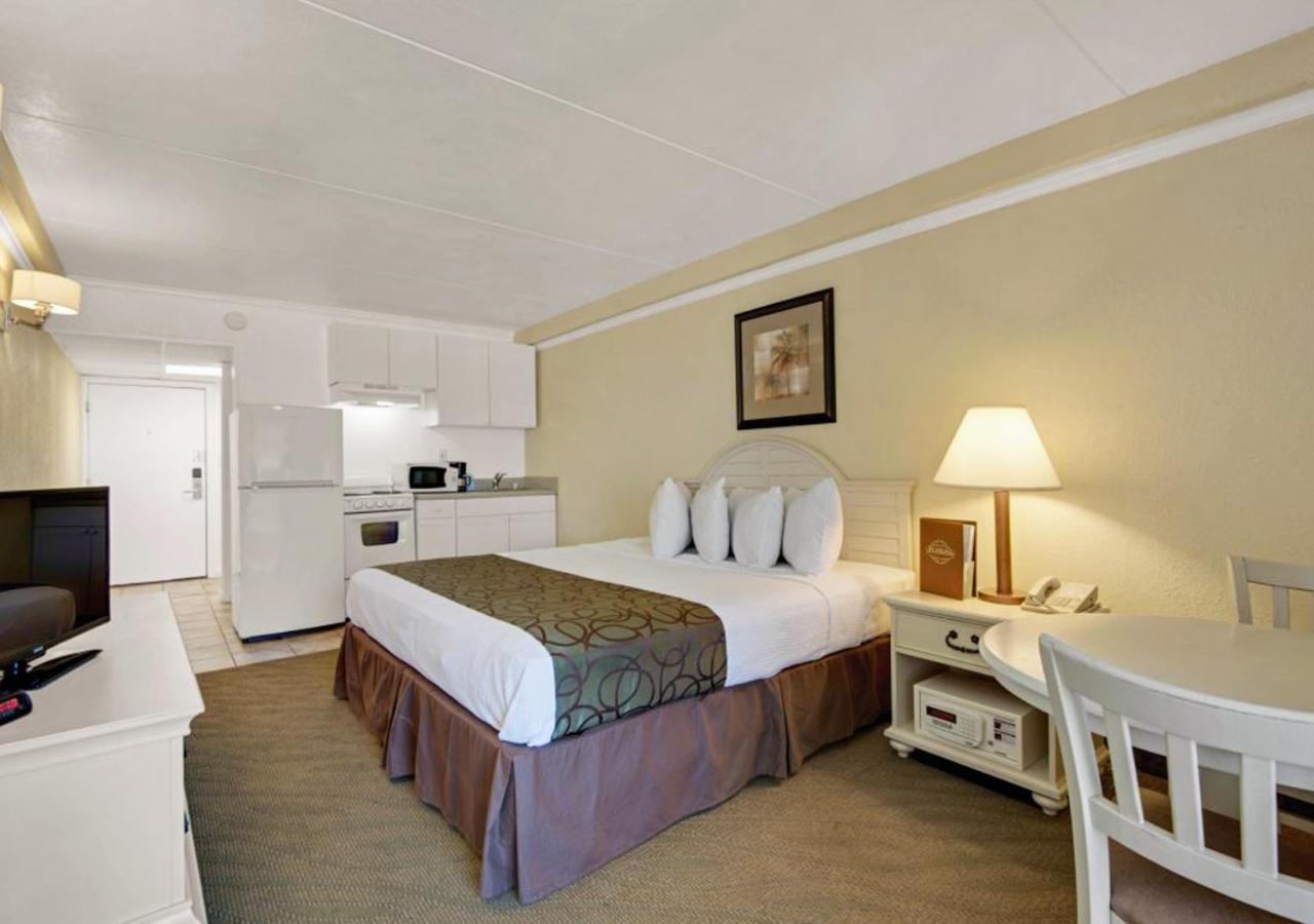 Ramada By Wyndham Panama City Beach / Beachfront Ngoại thất bức ảnh